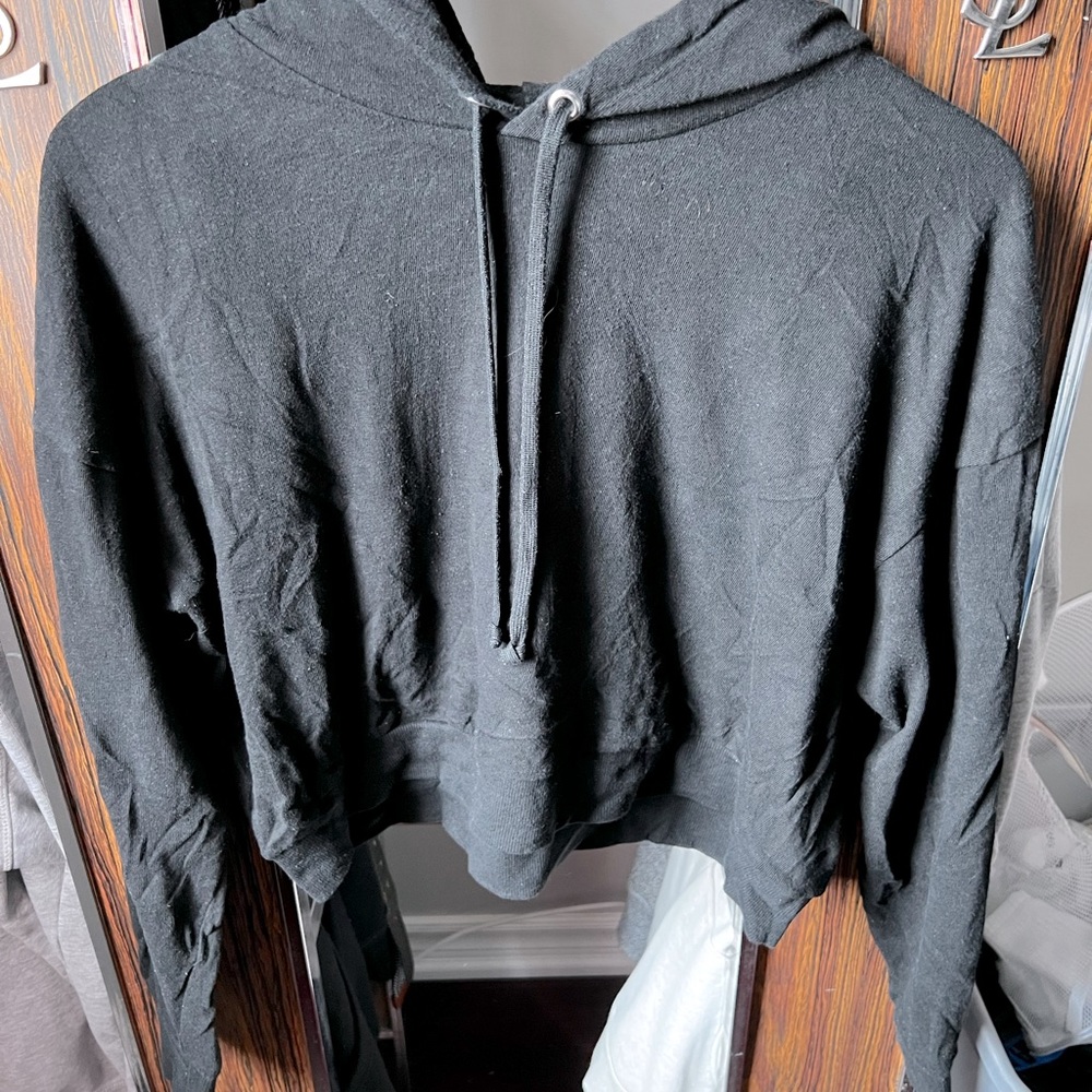 H&M Cropped Hoodie